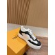 LV SNEAKERS