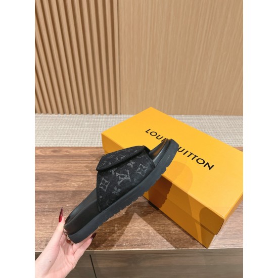 LV SLIPPERS