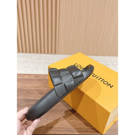 LV SLIPPERS