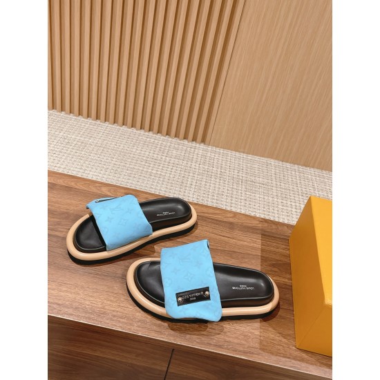 LV SLIPPERS