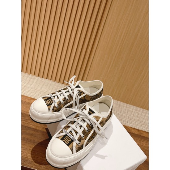 Embroidered Canvas Shoes Embroidered Canvas Shoes
