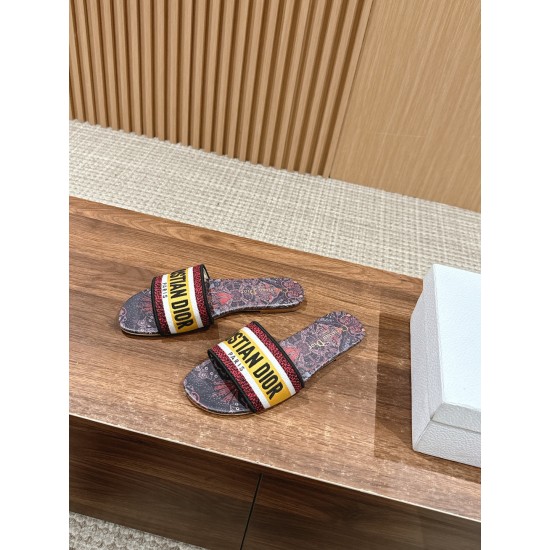 slippers slippers