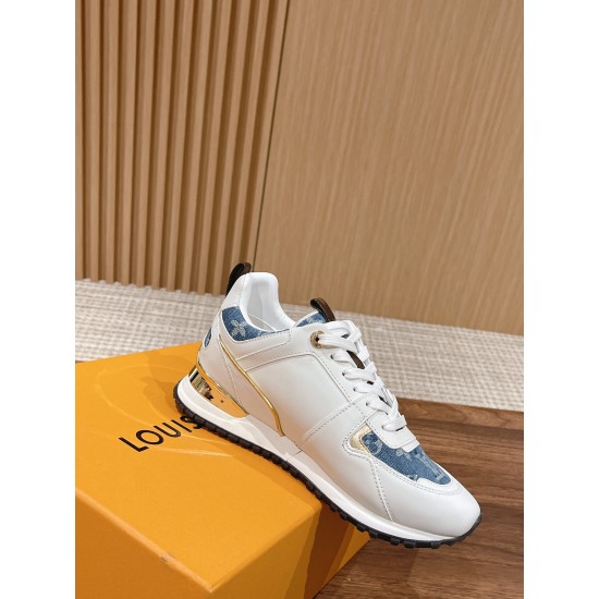 LV SNEAKERS