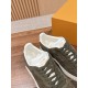 LV SNEAKERS
