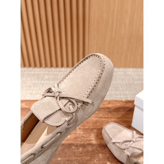 open-toed shoe open-toed shoe