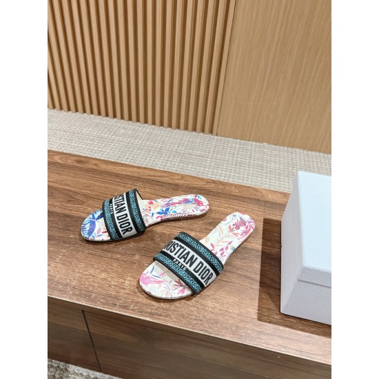 slippers slippers