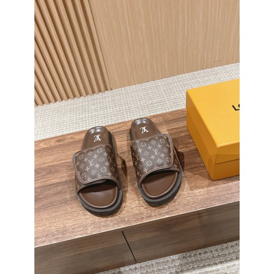 LV SLIPPERS