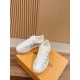 LV SNEAKERS