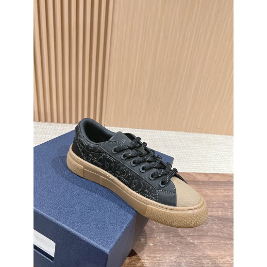 B33 Co-branded Stone Island B33 Co-branded Stone Island