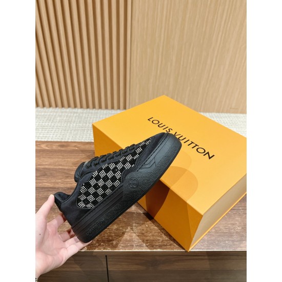 LV SNEAKERS