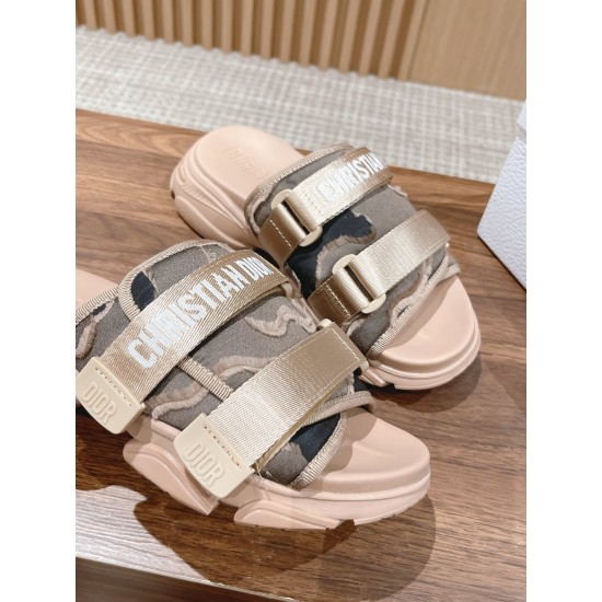 slippers slippers