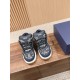 sneakers sneakers
