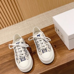 Embroidered Canvas Shoes
