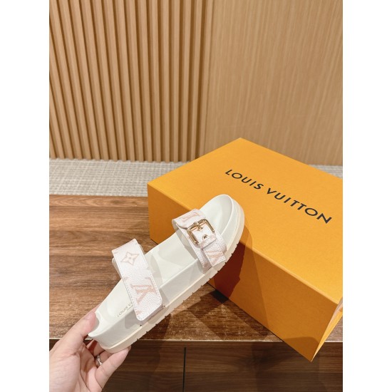 LV SLIPPERS