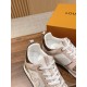 LV SNEAKERS