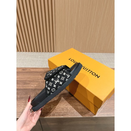 LV SLIPPERS