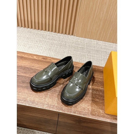LV Sneakers