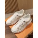 LV SNEAKERS