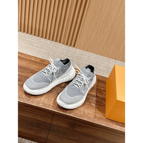 LV SNEAKERS