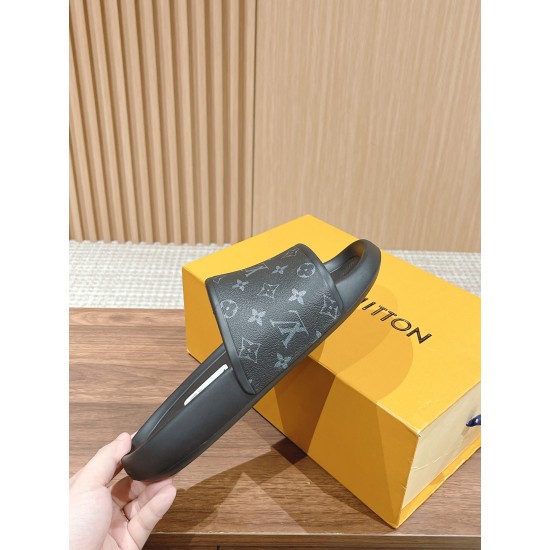 LV SLIPPERS