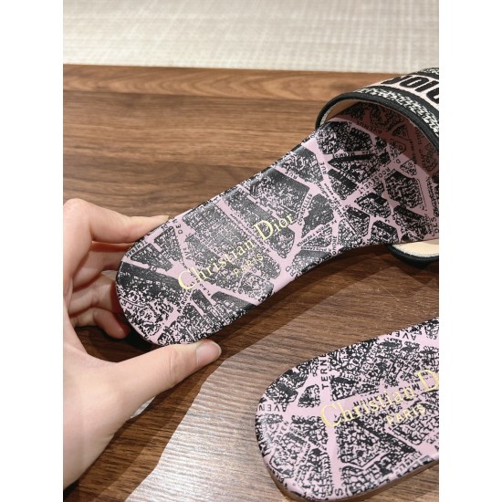 slippers slippers
