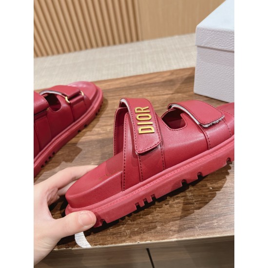 slippers slippers