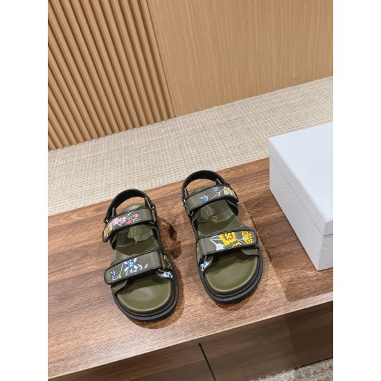 slippers slippers