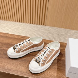 Embroidered Canvas Shoes