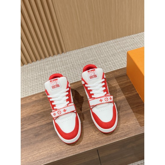 LV SNEAKERS