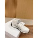 sneakers sneakers