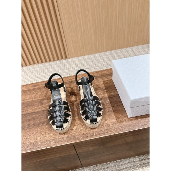 Grass Knit Piggie Shoes