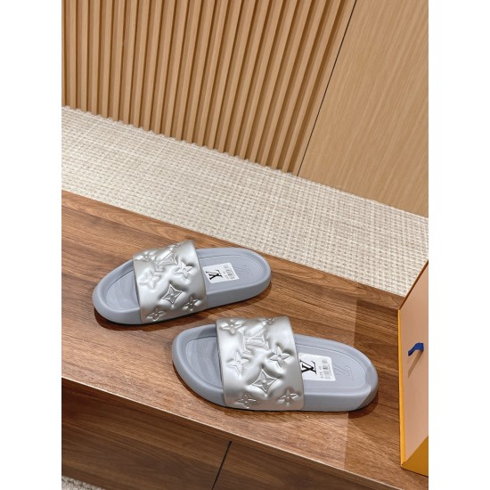 LV SLIPPERS