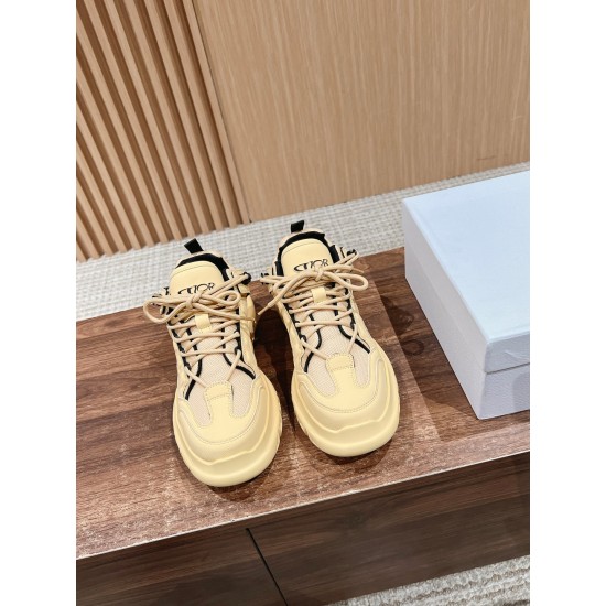 sneakers sneakers