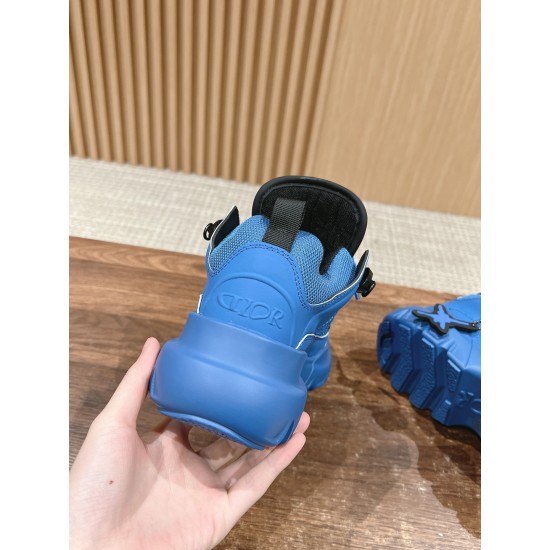 sneakers sneakers