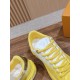 LV SNEAKERS
