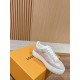 LV SNEAKERS