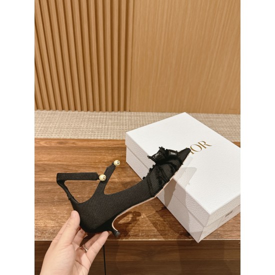 ADIORABLE high heels