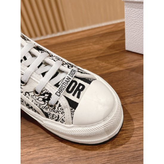 Embroidered Canvas Shoes Embroidered Canvas Shoes