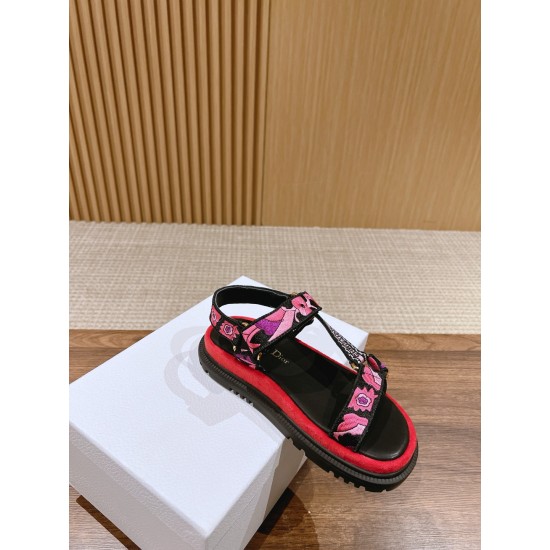 slippers slippers