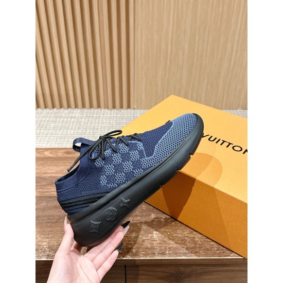 LV SNEAKERS