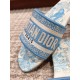 slippers slippers