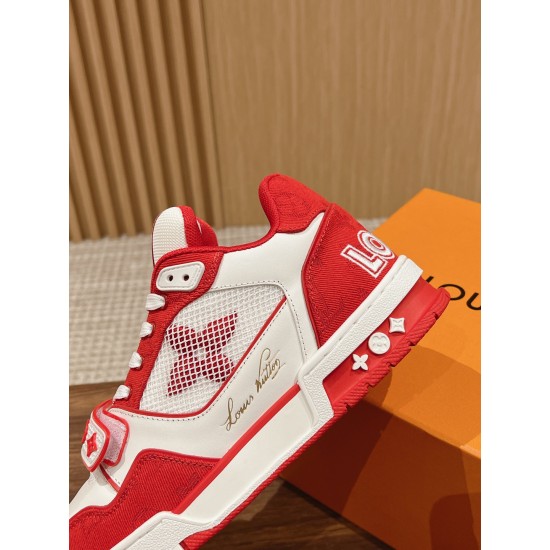 LV SNEAKERS