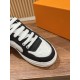 LV SNEAKERS