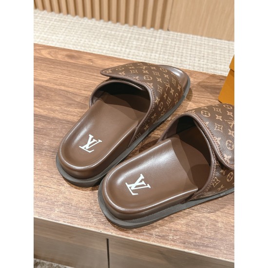 LV SLIPPERS