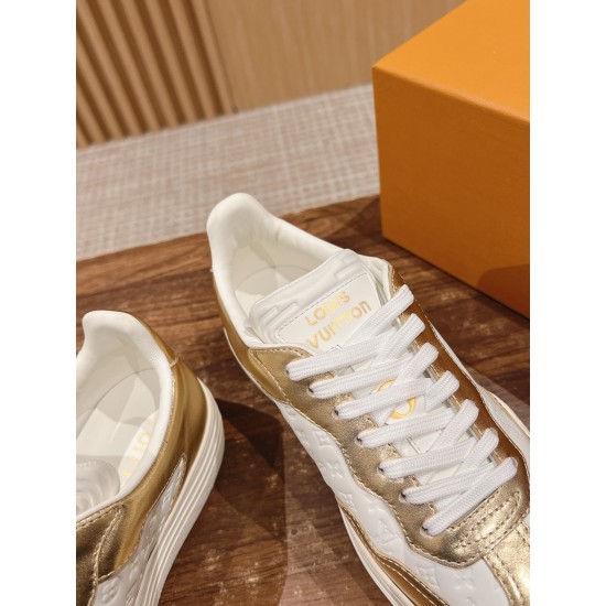 LV SNEAKERS