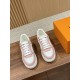 LV SNEAKERS