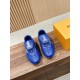 LV SNEAKERS