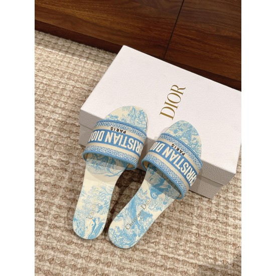 slippers slippers