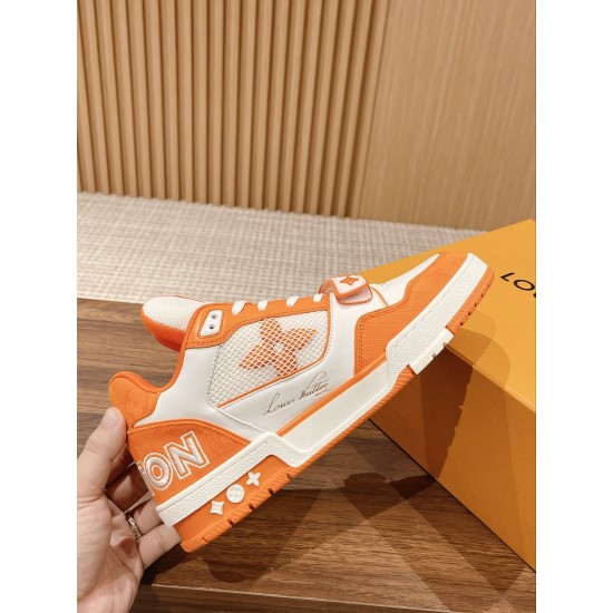 LV SNEAKERS