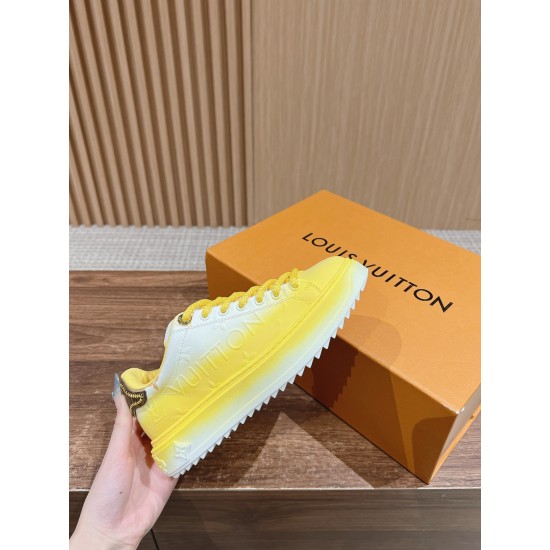 LV SNEAKERS